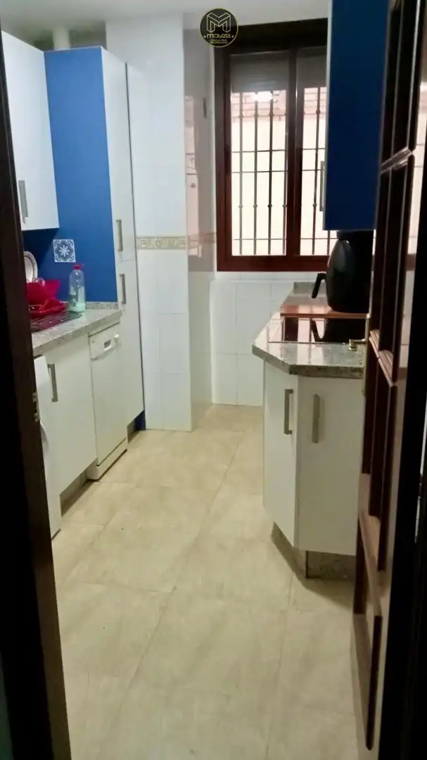 Cocina de Piso en venta en Jaén con Calefacción