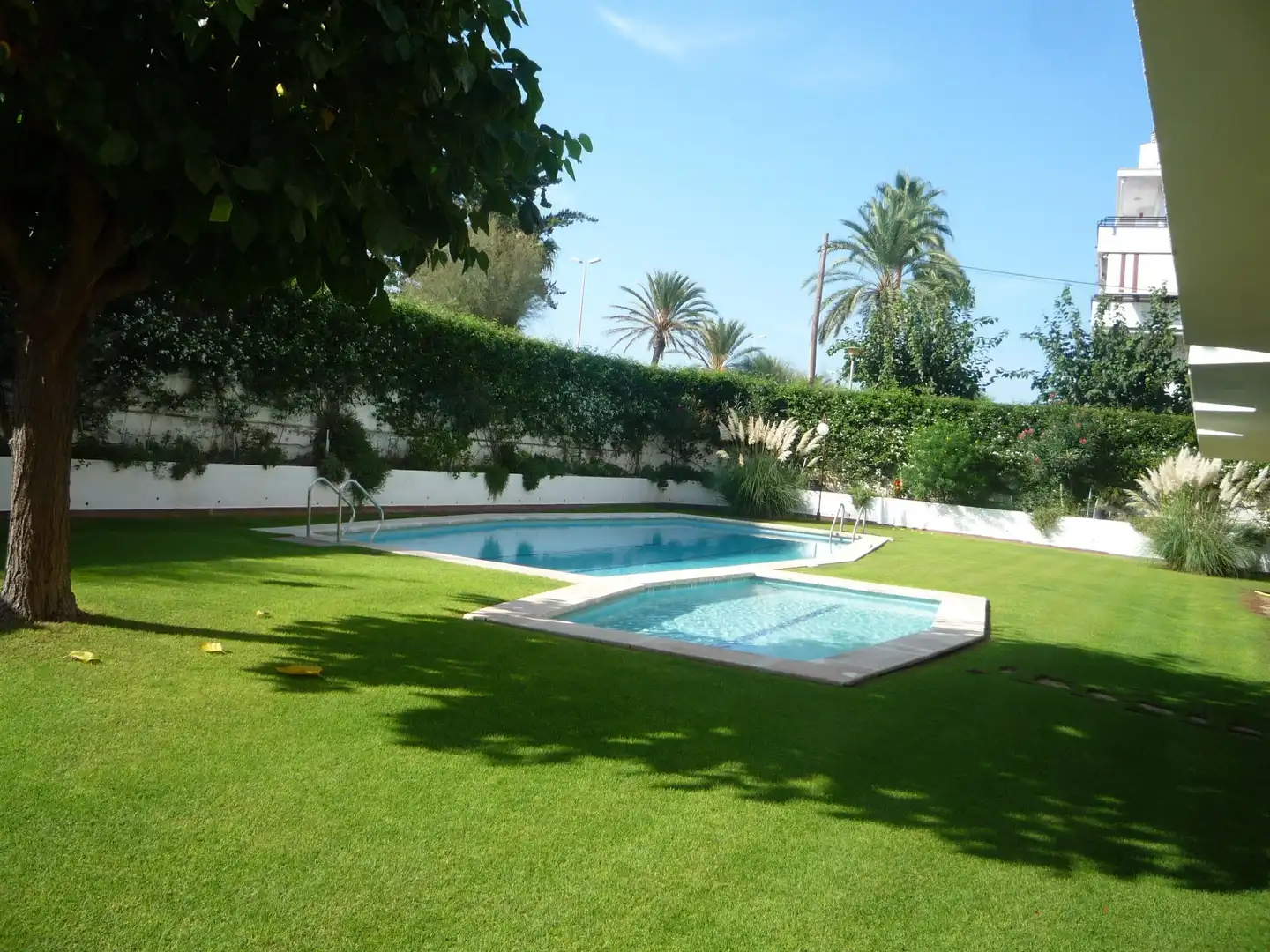 Piso con piscina en venta en Can Girona - Terramar - Vinyet, imagen 3