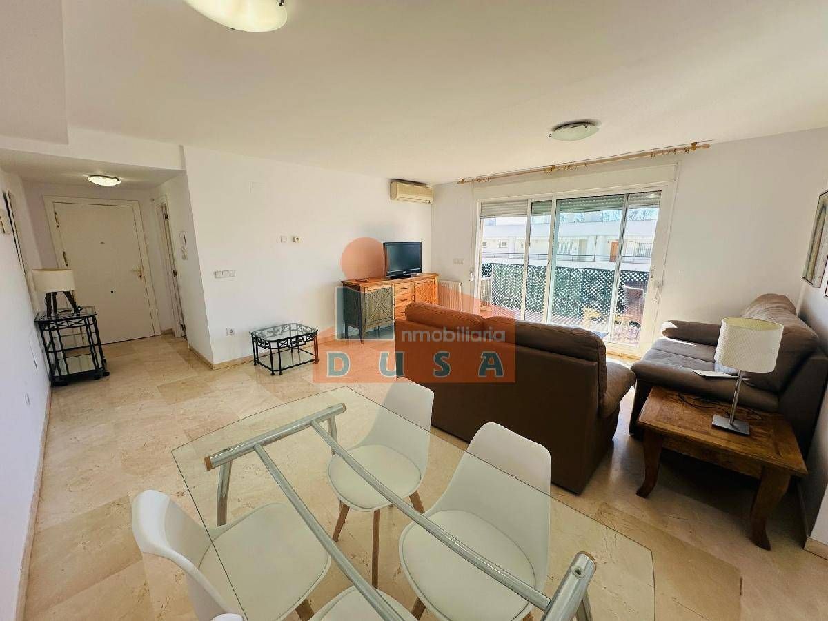 Living room of Flat for rent in Marbella  with Air Conditioner, Heating and Terrace