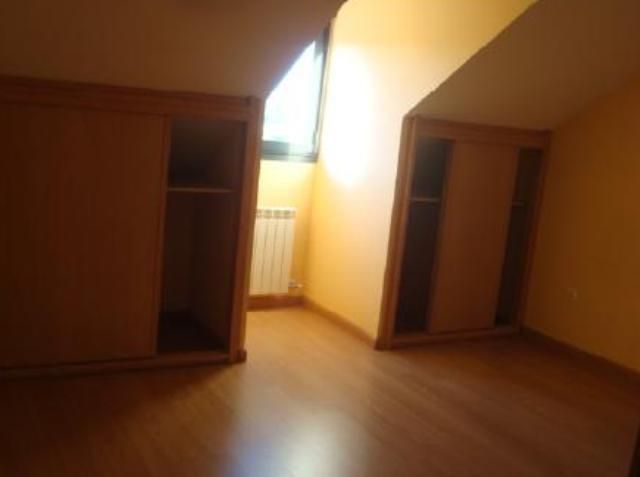 Dormitori de Pis en venda en Villaquilambre