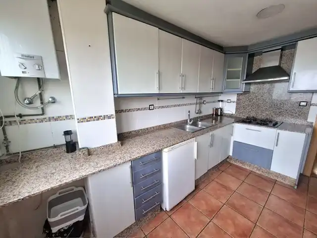 Cuina de Pis en venda en Catarroja amb Aire condicionat