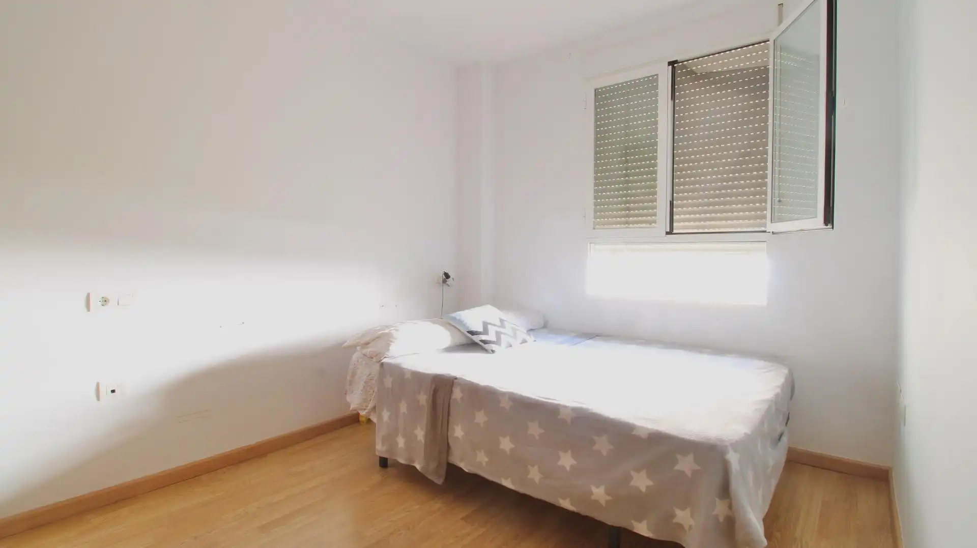 Bedroom of Flat for sale in Cijuela  with Storage room and Community pool