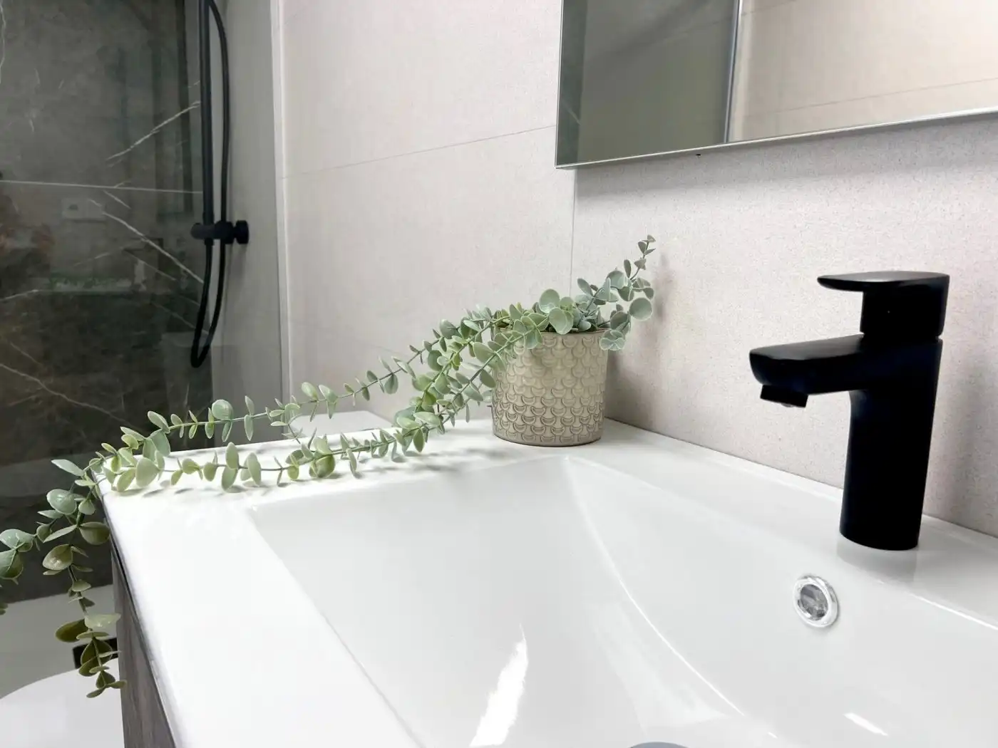 Badezimmer von Wohnungen zum Verkauf in Vélez-Málaga mit Heizung, Terrasse und Abstellraum