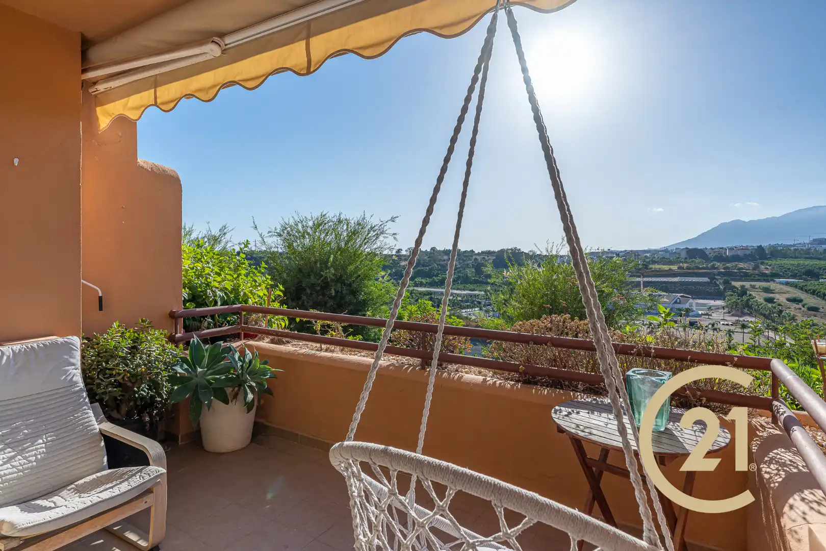 Apartament amb piscina en venda a Calle Islas Bermudas 13, imagen 3