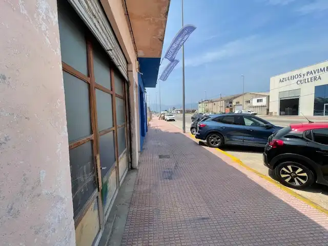 Gewerbefläche zum Verkauf in Carrer Favara, imagen 2