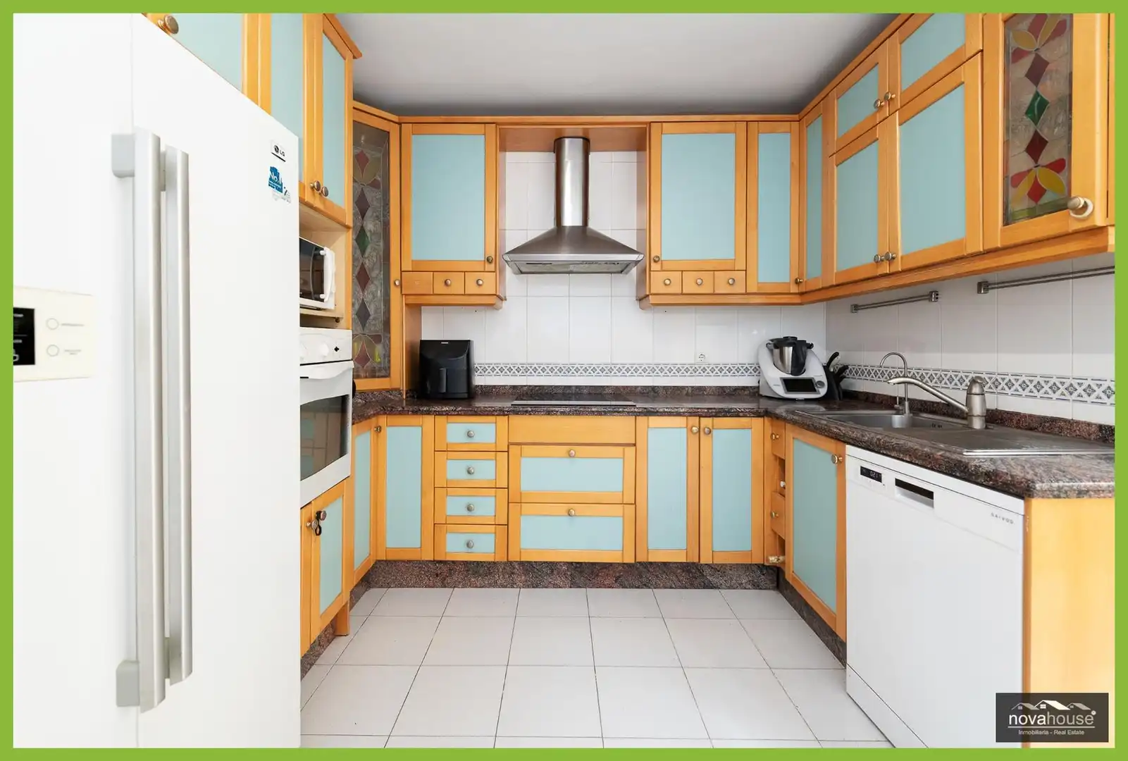 Casa adosada en venta en Calle Albon, Torre de Benagalbón