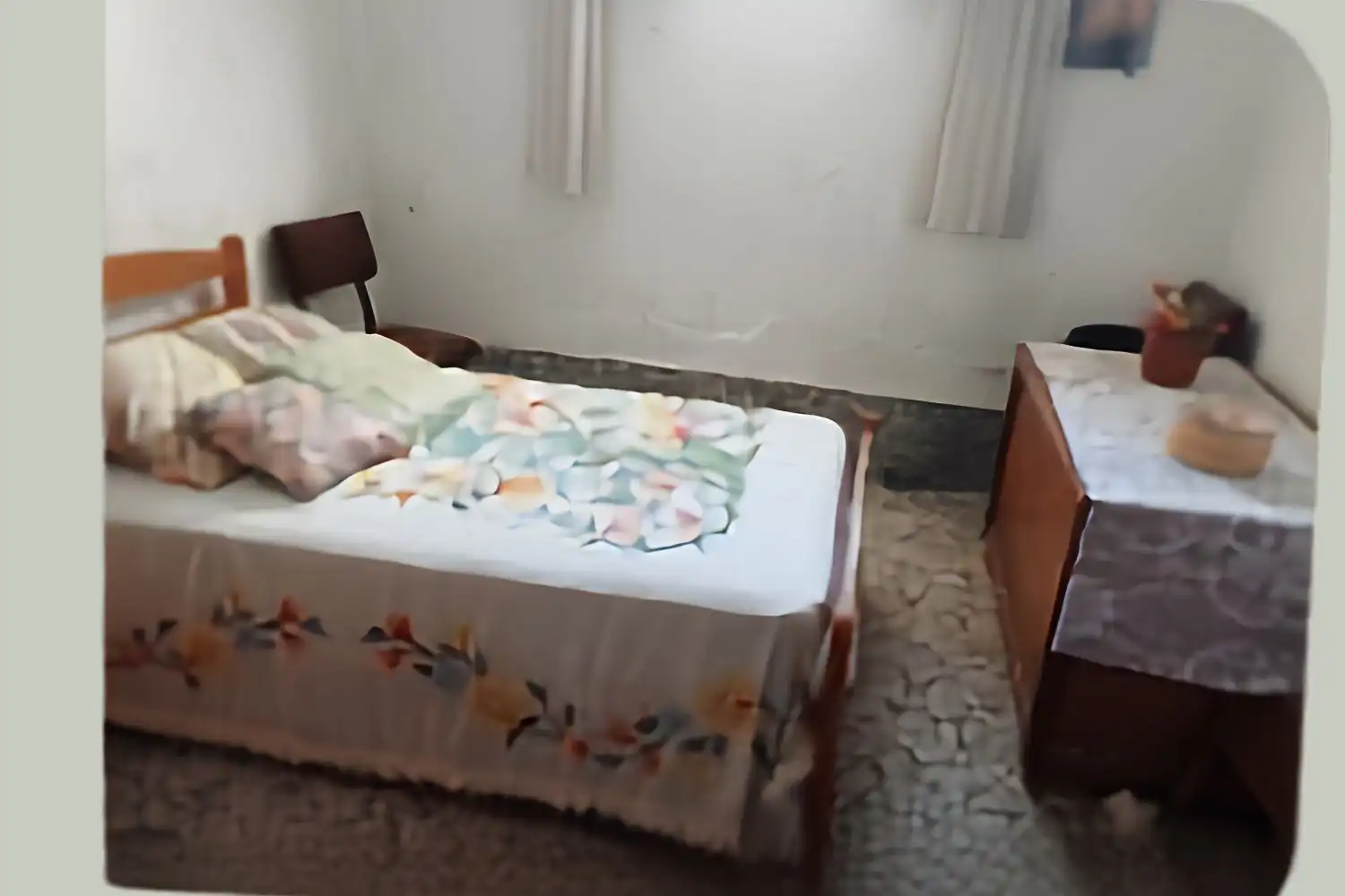 Bedroom of Houses for sale in Requena  with Furnished