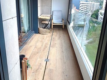 Piso con balcón en venta en Lasesarre