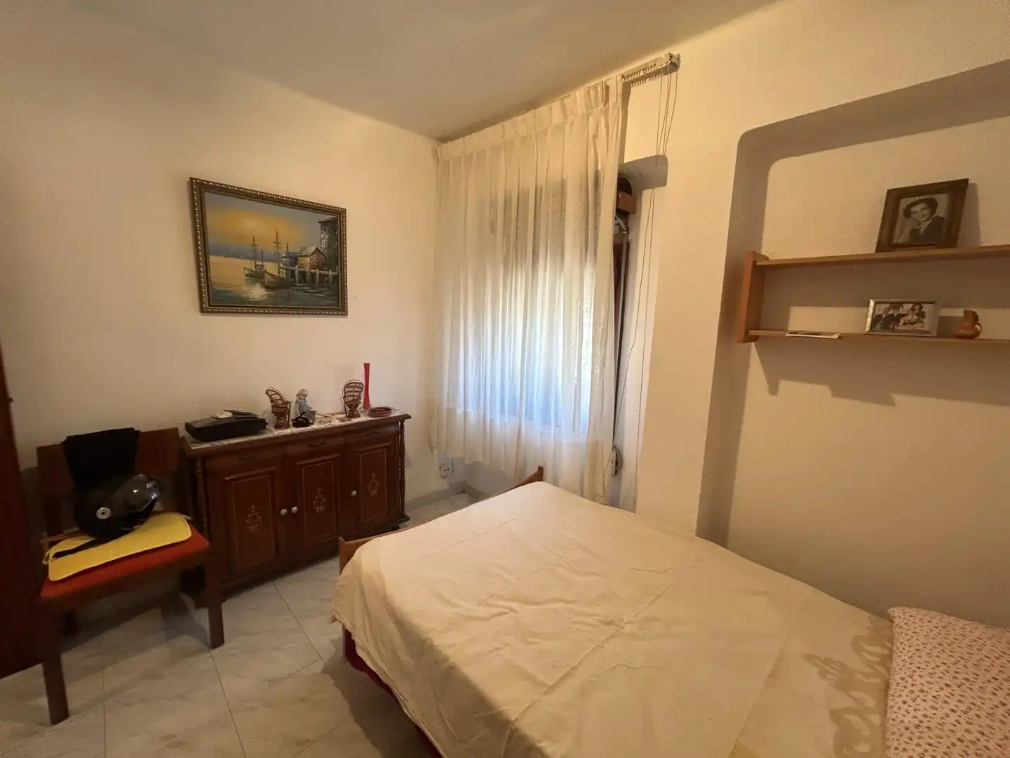 Dormitori de Pis en venda en Cullera amb Aire condicionat, Moblat i Balcó