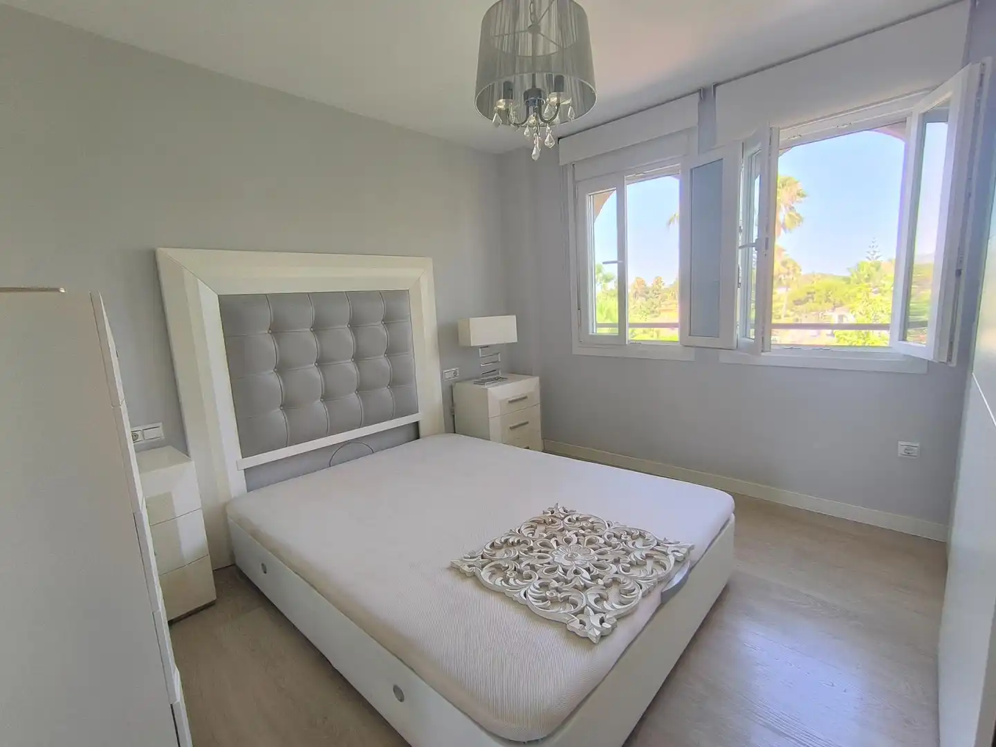 Schlafzimmer von Wohnung zur Miete in Málaga mit Klimaanlage, Privatgarten und Terrasse