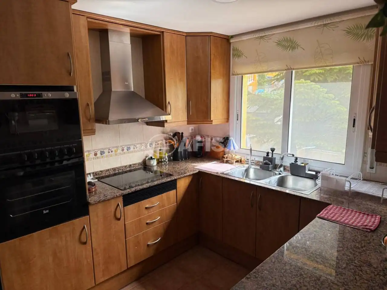 Cuina de Casa o xalet en venda en Maçanet de la Selva amb Aire condicionat, Calefacció i Jardí privat