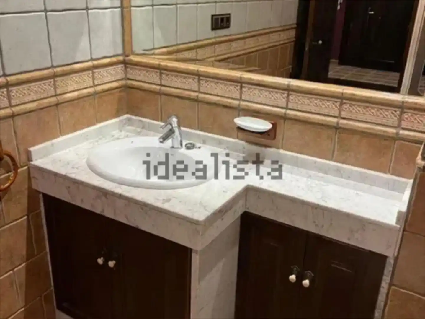 Bany de Casa o xalet en venda en Martín Muñoz de la Dehesa amb Aire condicionat, Jardí privat i Parquet