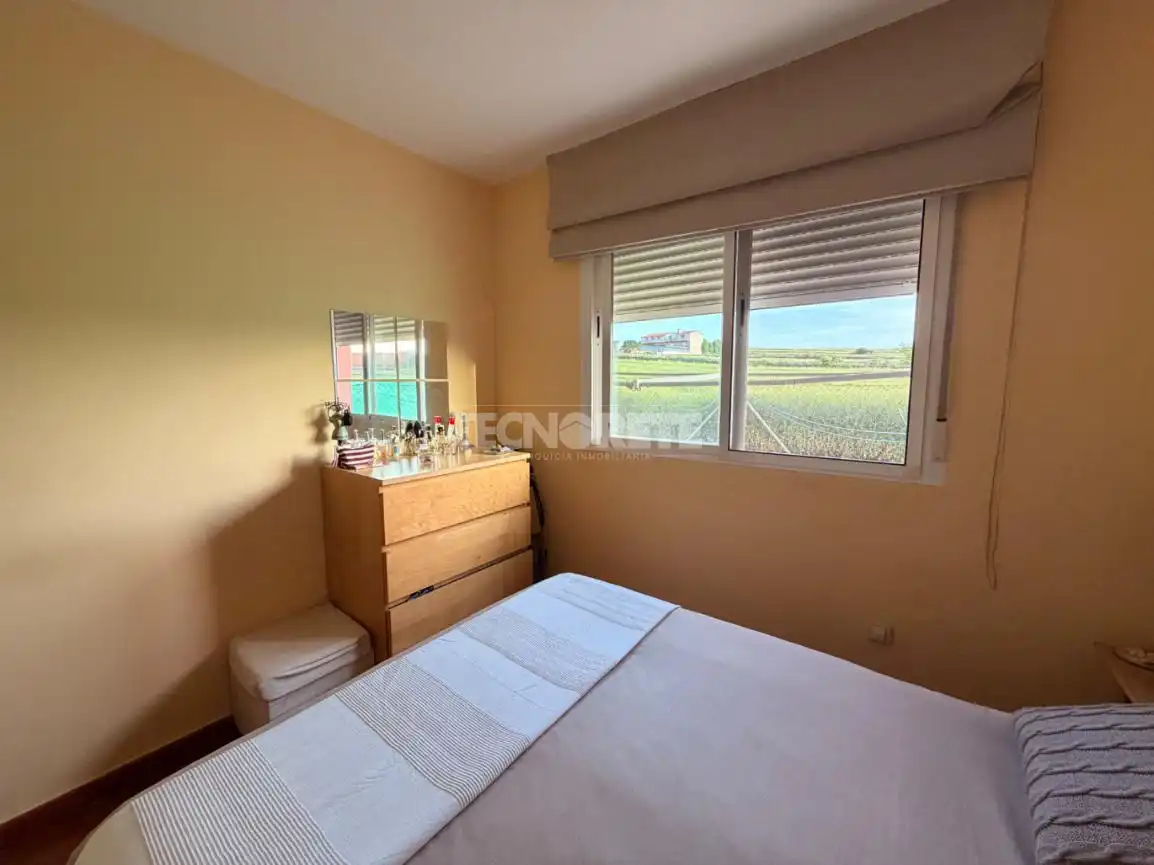 Habitación de Casa adosada en venta en Aldeanueva de Barbarroya con Aire acondicionado, Terraza y Amueblado