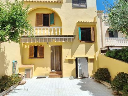 Casa adosada en venda a Avenida Azahar, Tavernes de la Valldigna
