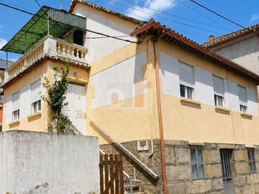 Casa con jardín en venta en Moaña