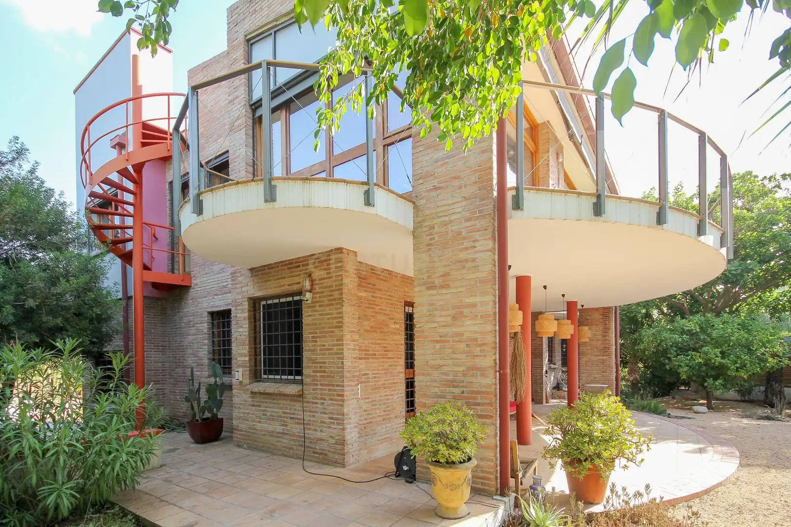 Vista exterior de Casa o xalet en venda en Vilanova i la Geltrú