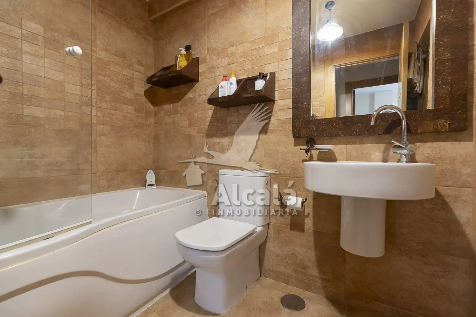 Baño de Piso en venta en Alcalá de Henares con Calefacción, Parquet y Piscina