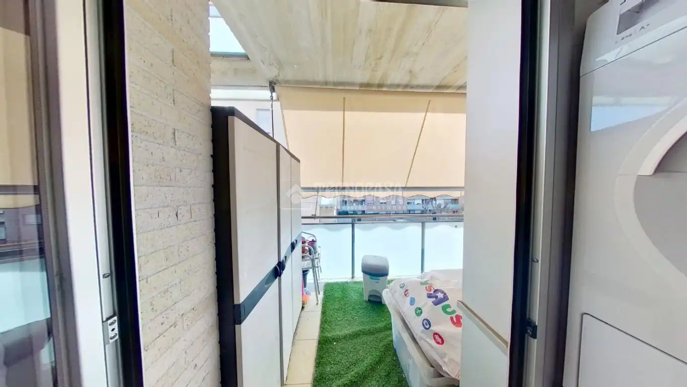 Terrassa de Pis en venda en Sabadell amb Aire condicionat, Parquet i Moblat
