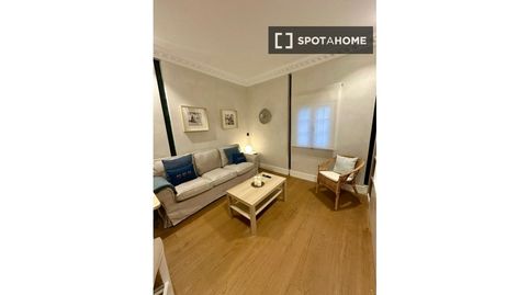 Foto 3 de Habitación en Cortes - Huertas, Madrid Capital