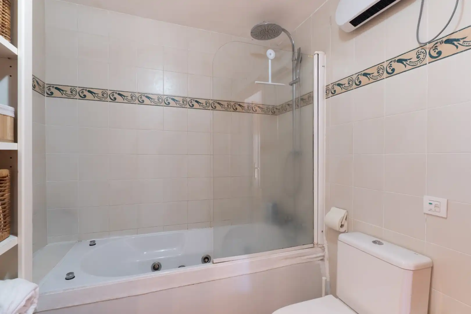 Baño de Piso en venta en Altea con Aire acondicionado, Calefacción y Terraza