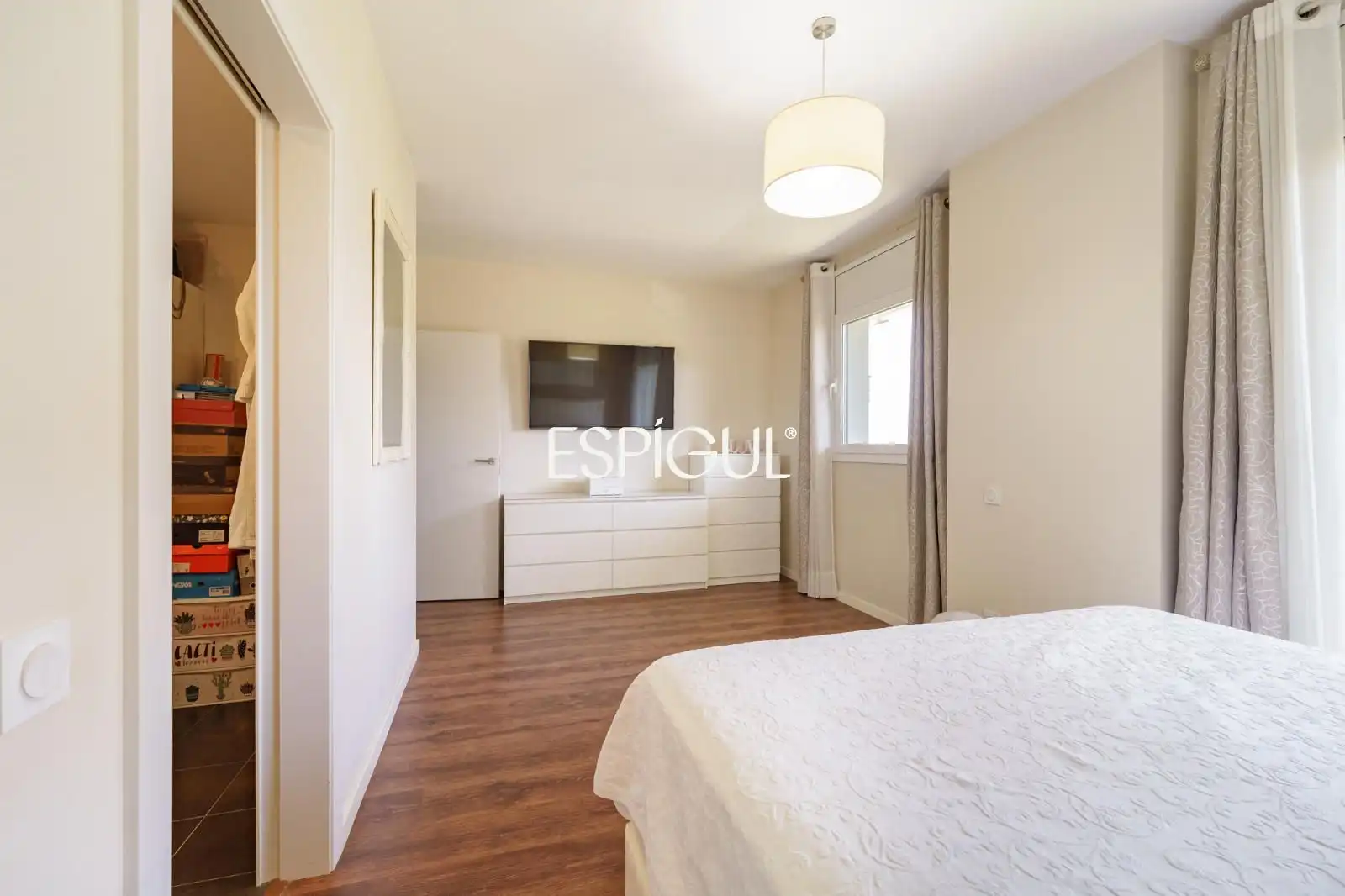 Bedroom of Flat for sale in Mataró  with Air Conditioner, Heating and Terrace