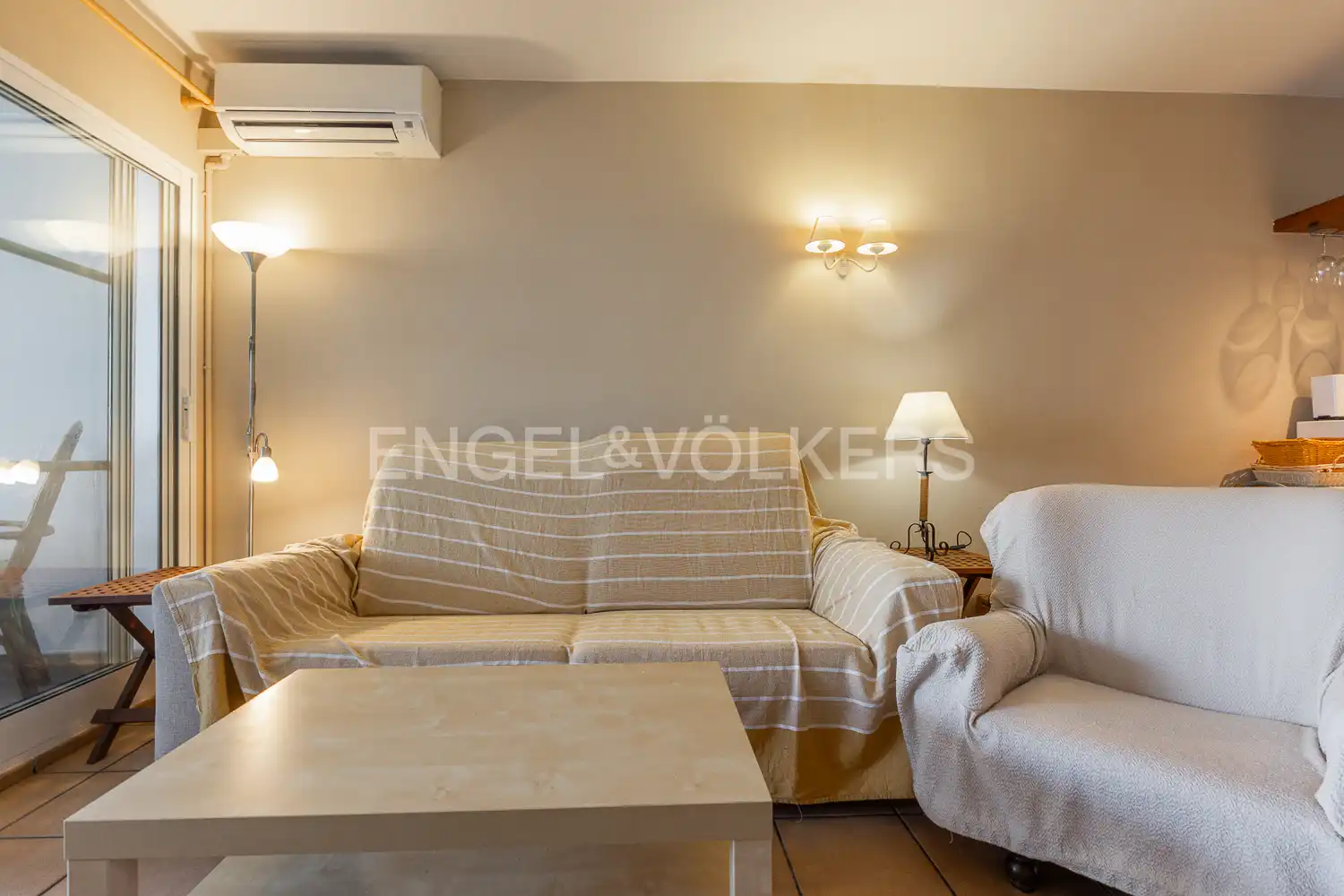 Living room of Flat for rent in Dénia  with Air Conditioner, Heating and Terrace