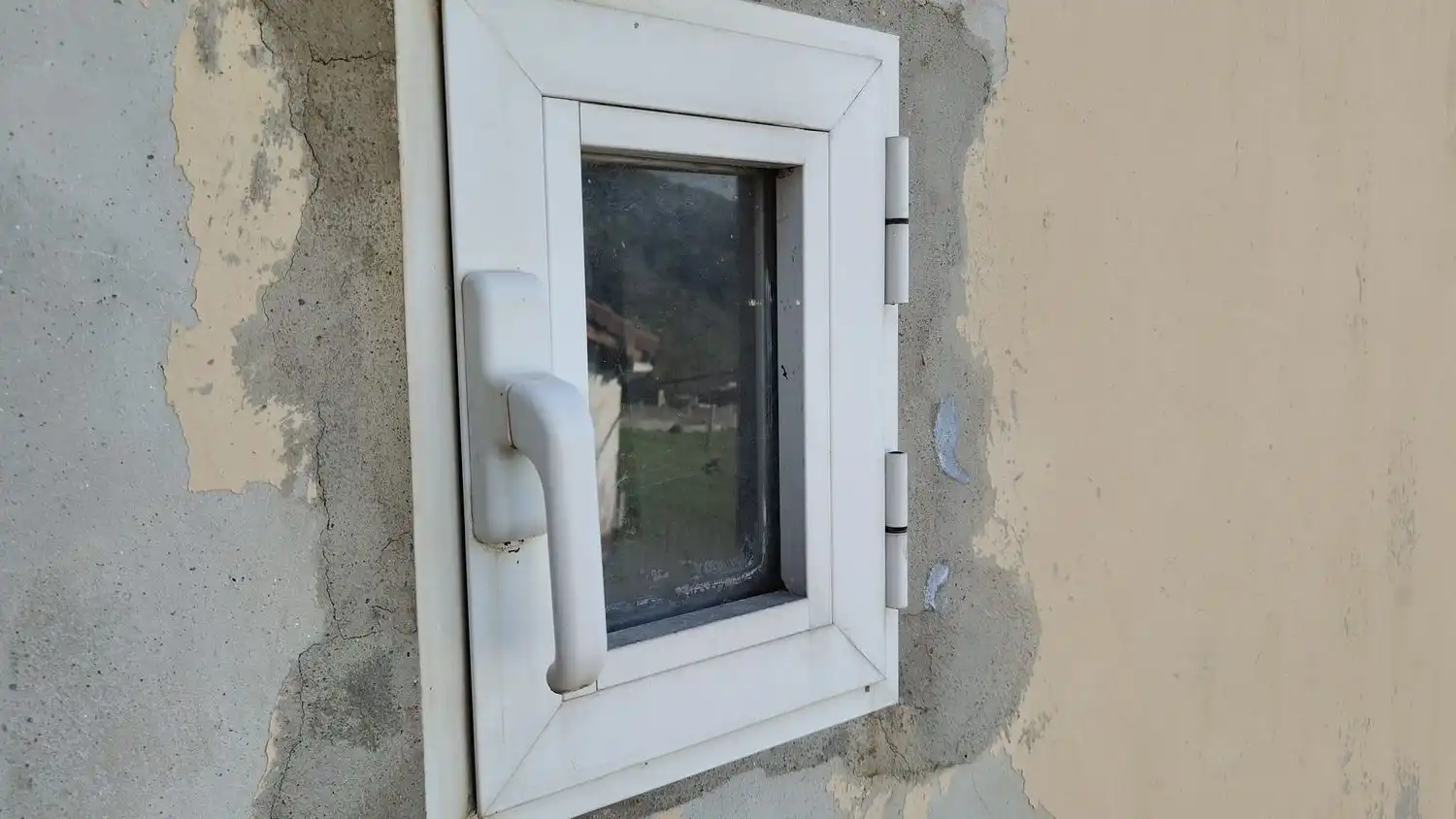 Vista exterior de Casa o xalet en venda en San Martín del Rey Aurelio amb Piscina