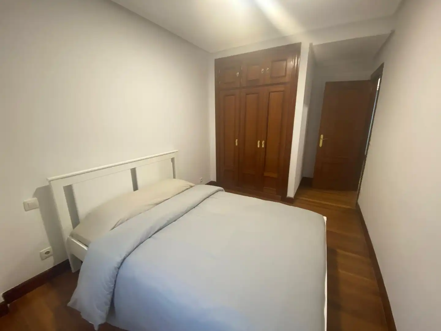 Bedroom of Houses for rent in Castro-Urdiales  with Heating, Private garden and Parquet flooring