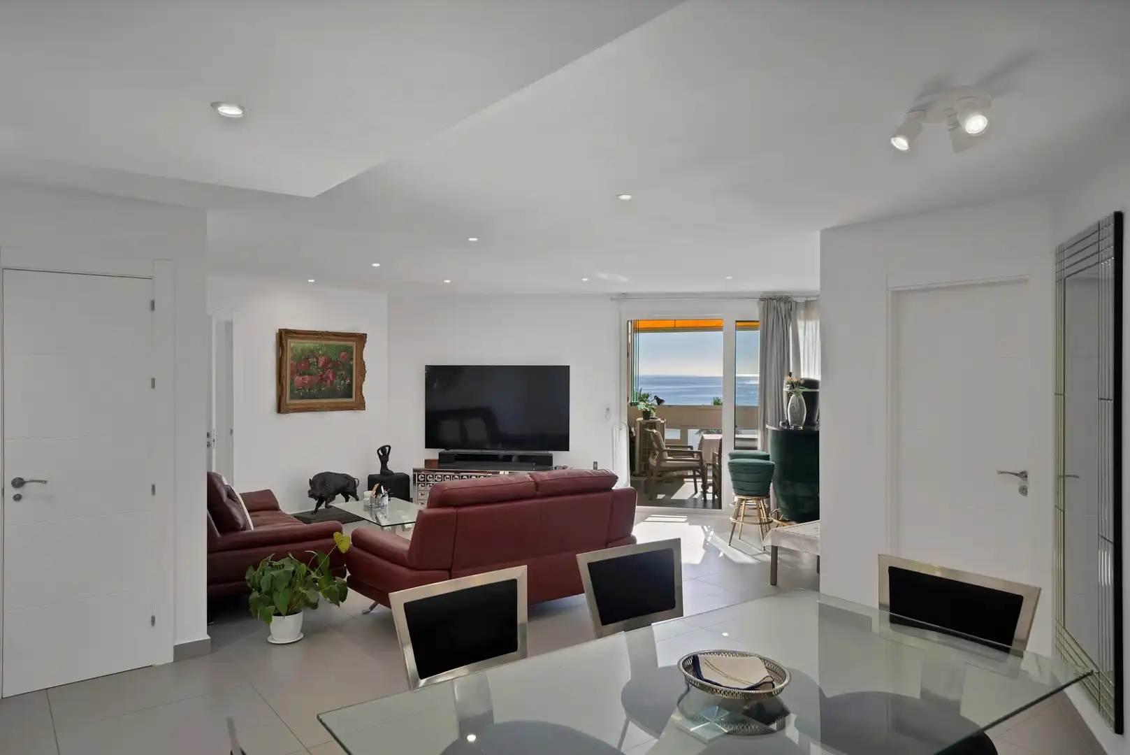 Sala de estar de Apartamento en venta en Marbella con Calefacción, Terraza y Piscina comunitaria