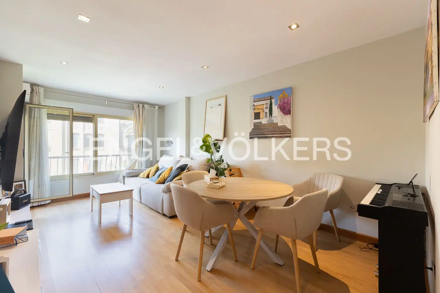Vista exterior de Piso en venta en Valencia con Aire acondicionado, Calefacción y Amueblado