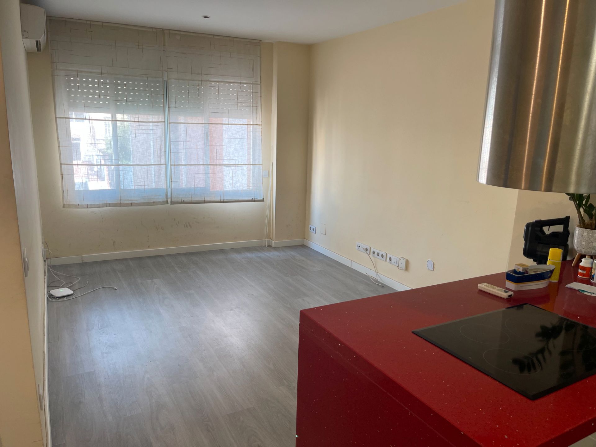 Dormitori de Apartament en venda en Calella amb Parquet i Forn