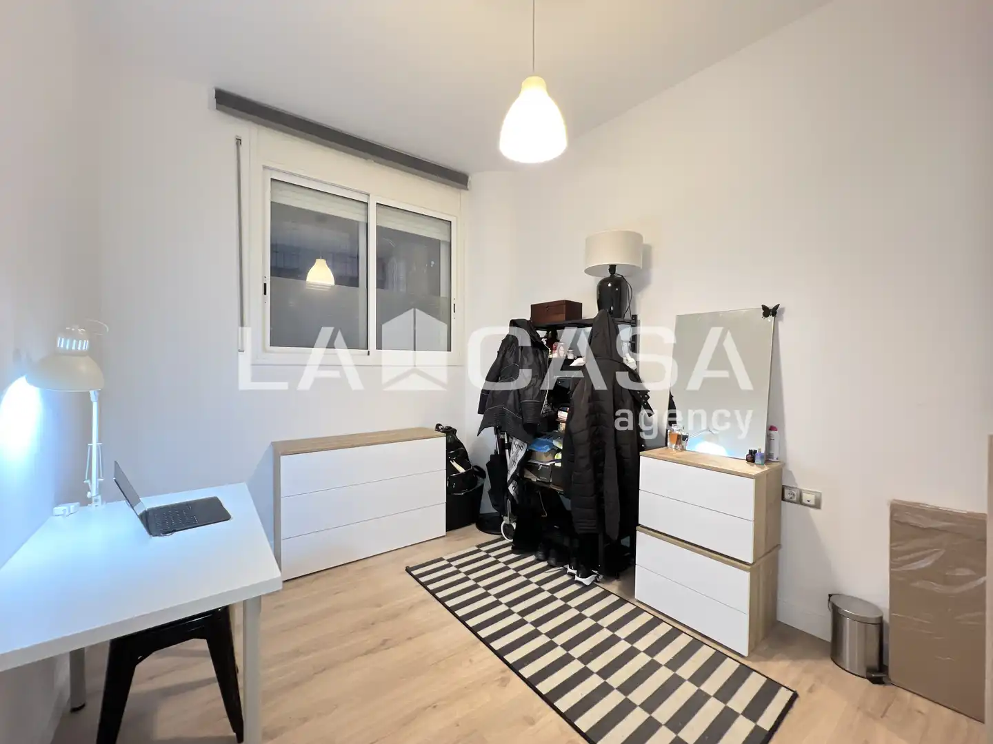 Piso en venta en Barcelona con Terraza