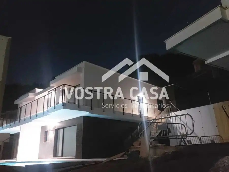Vista exterior de Casa o chalet en venta en Chiva