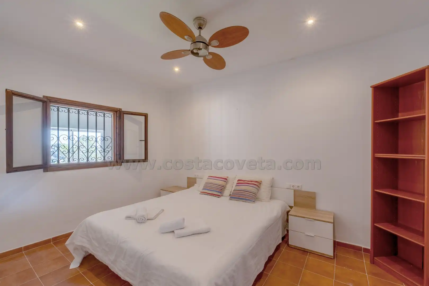 Habitación de Casa o chalet en venta en Relleu con Aire acondicionado, Jardín privado y Terraza