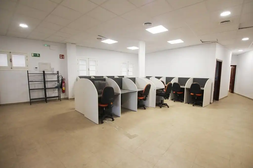 Fabrikhallen zur Miete in Jerez de la Frontera
