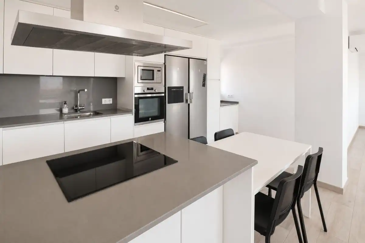 Cocina de Ático en venta en La Línea de la Concepción con Terraza