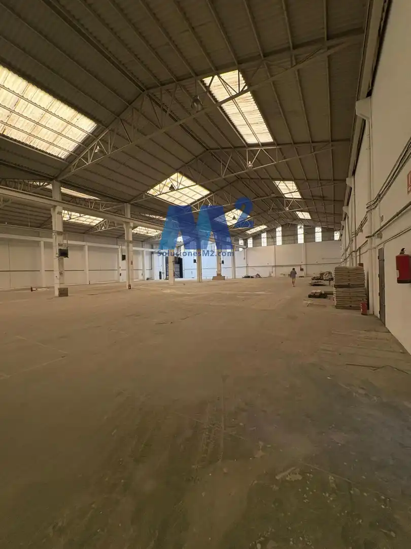 Industrial building to rent in Isaac Peral, imagen 3