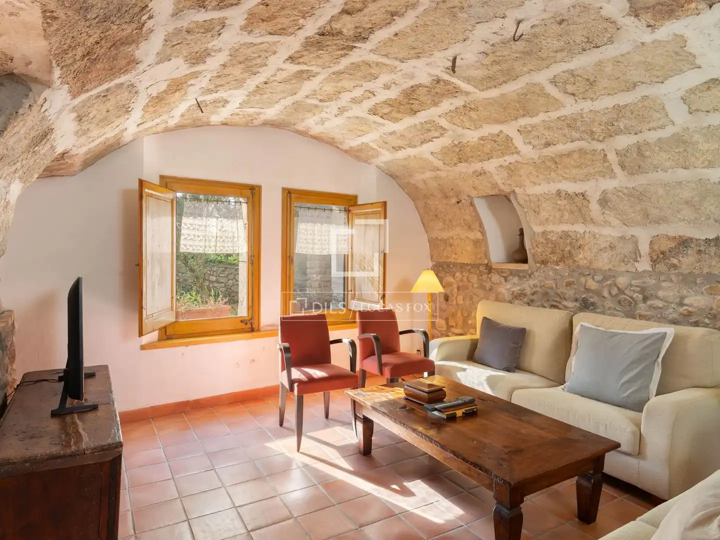 Sala de estar de Finca rústica en venta en Cabanelles con Calefacción, Jardín privado y Trastero