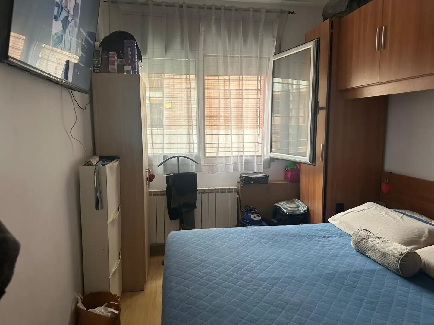 Bedroom of Flat for sale in Sant Celoni  with Air Conditioner, Heating and Storage room