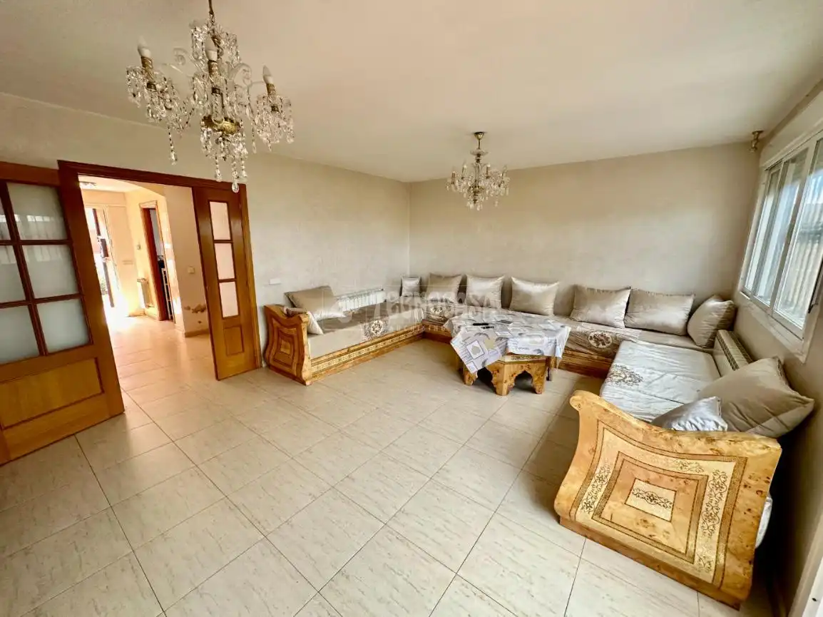 Sala d'estar de Casa adosada en venda en Pioz