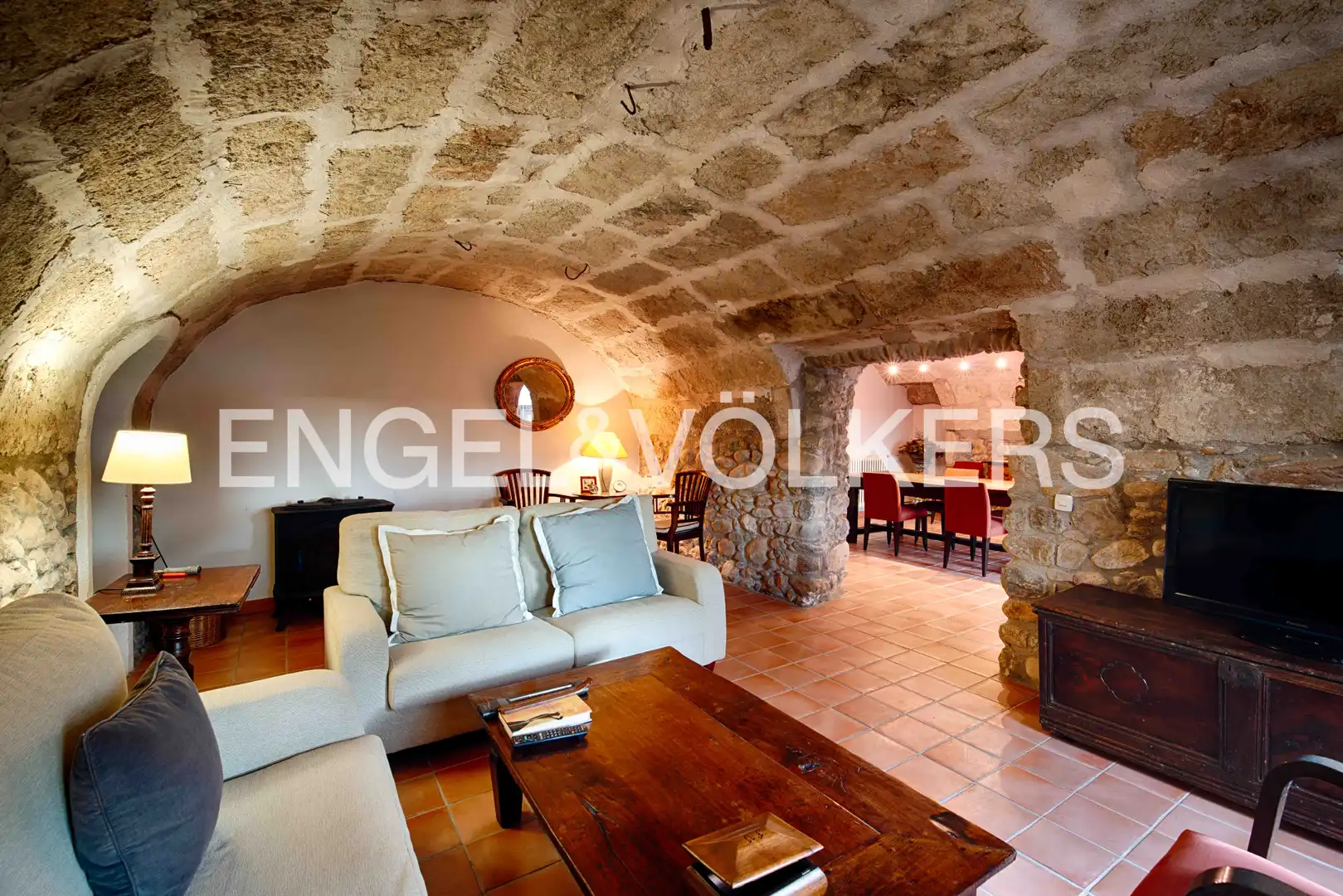 Sala de estar de Casa adosada en venta en Cabanelles con Calefacción, Jardín privado y Terraza