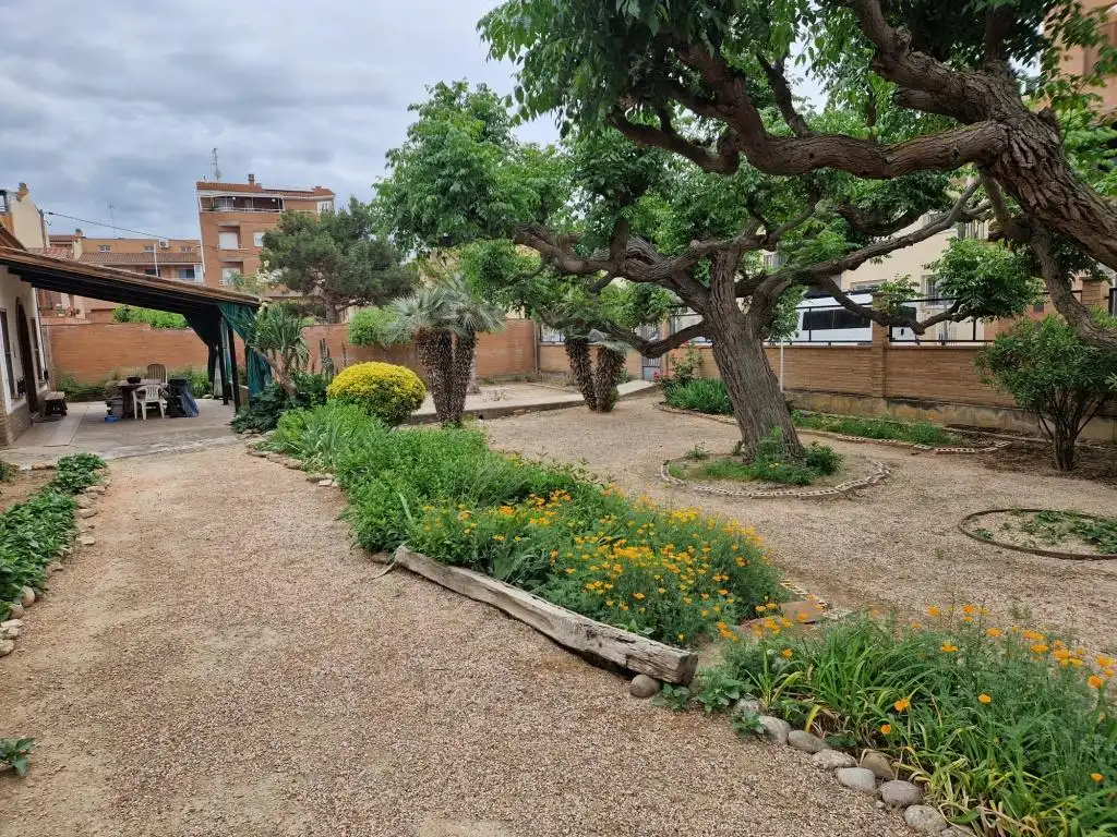 Garden of Houses for sale in Almacelles  with Air Conditioner, Heating and Private garden