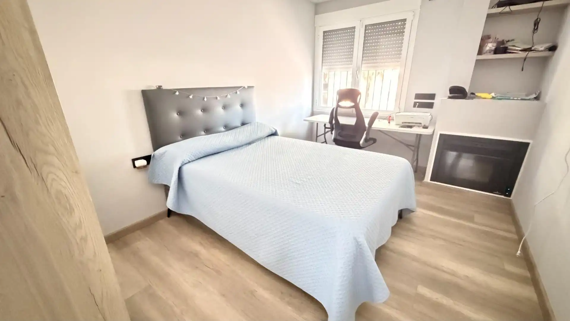 Schlafzimmer von Haus oder Chalet zum Verkauf in Elche / Elx mit Klimaanlage, Heizung und Privatgarten