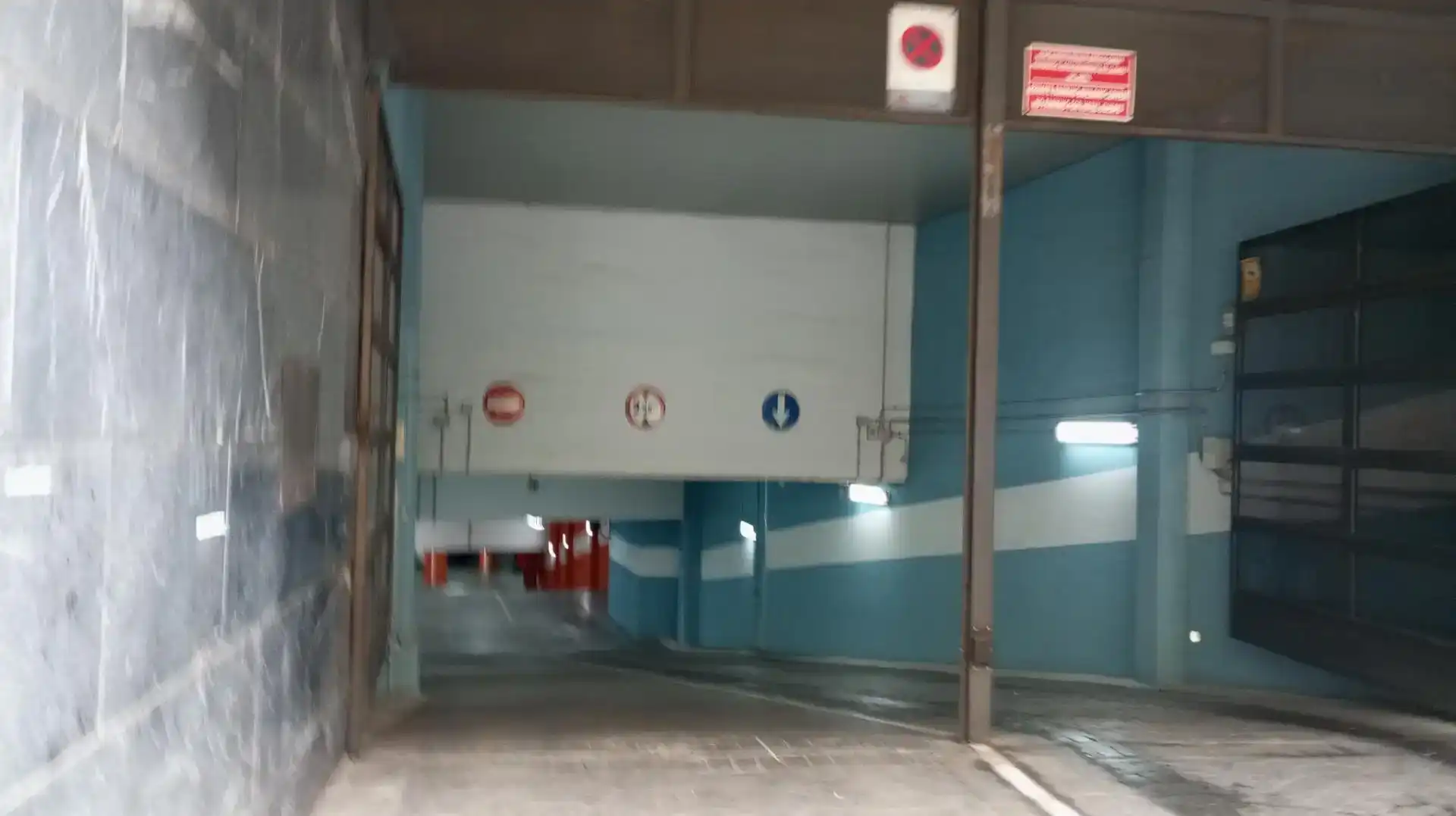 Parking of Garage for rent in Córdoba