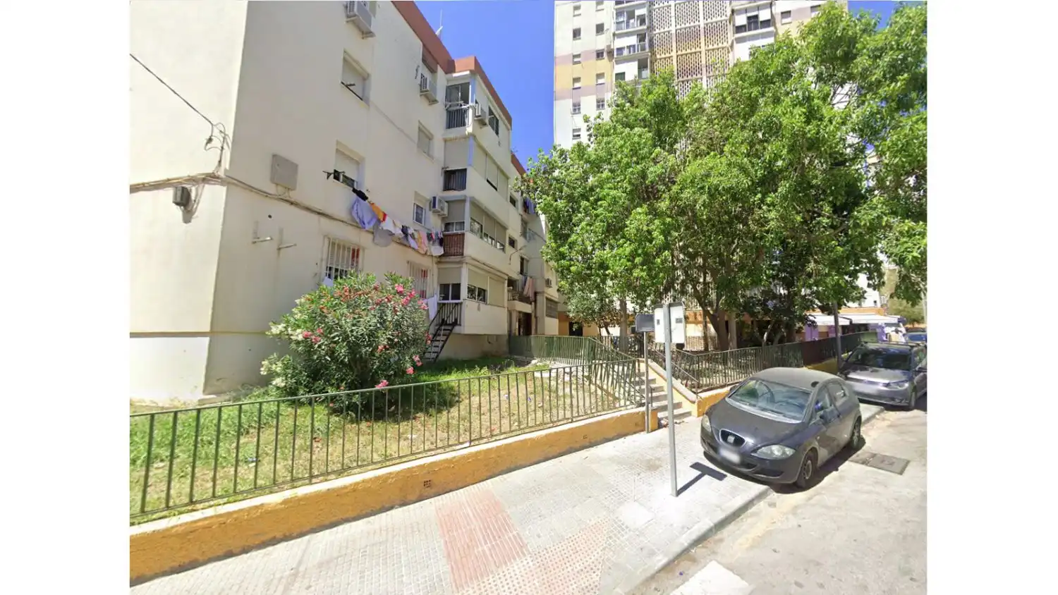 Vista exterior de Pis en venda en Málaga amb Calefacció, Terrassa i Balcó