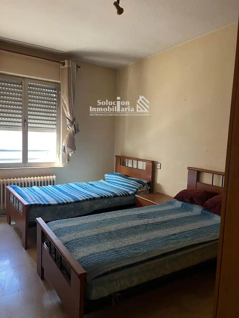 Bedroom of Flat for sale in Salamanca  with Heating, Terrace and Furnished