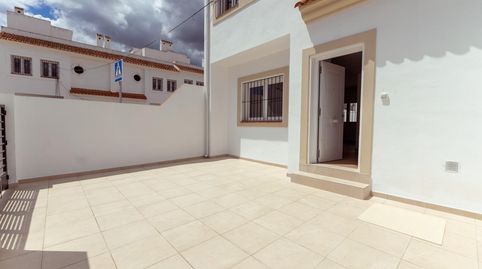 Foto 2 de Casa adosada en venta en Campillos, Málaga