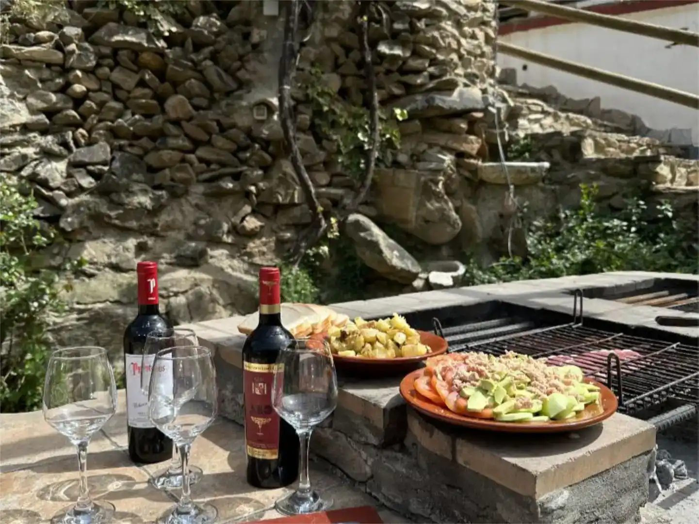 Finca rústica en venda en Laroya amb Jardí privat, Piscina i Moblat