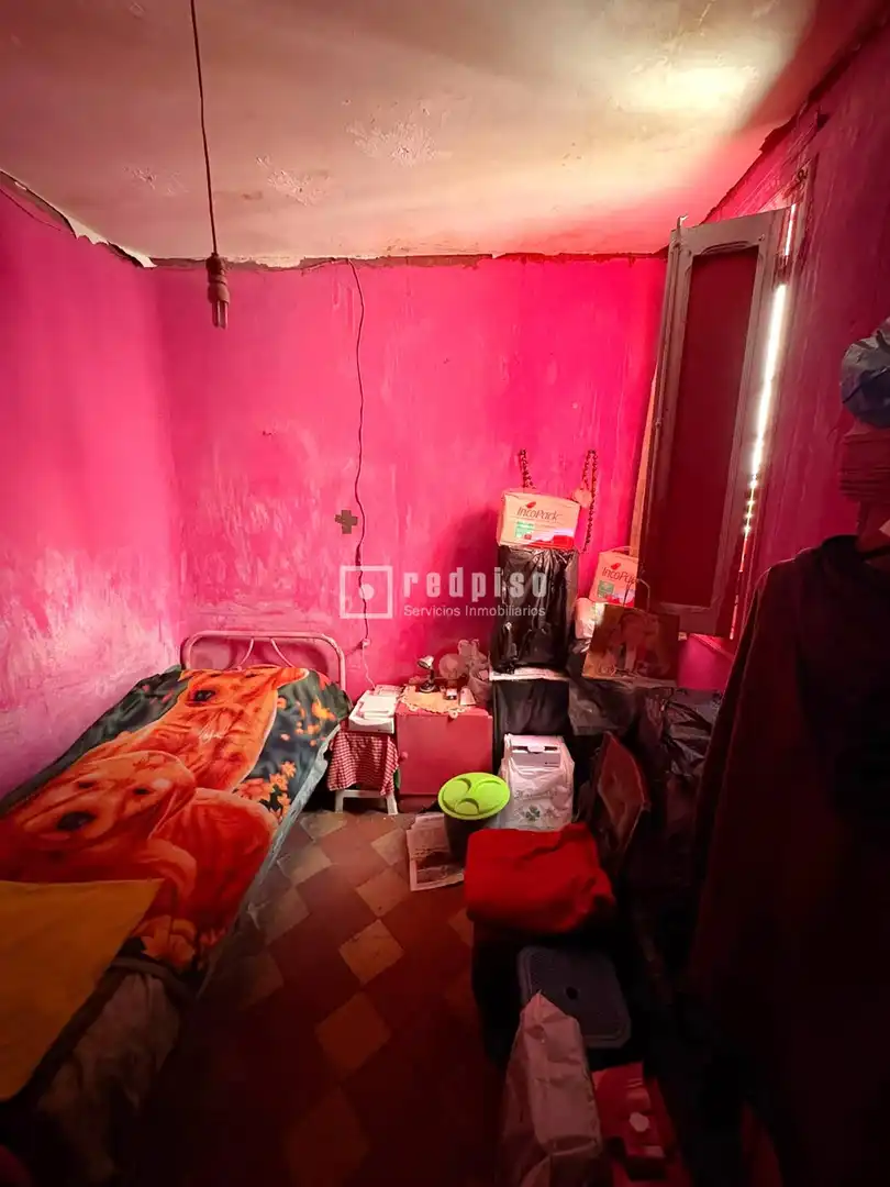 Schlafzimmer von Wohnung zum Verkauf in Madrid