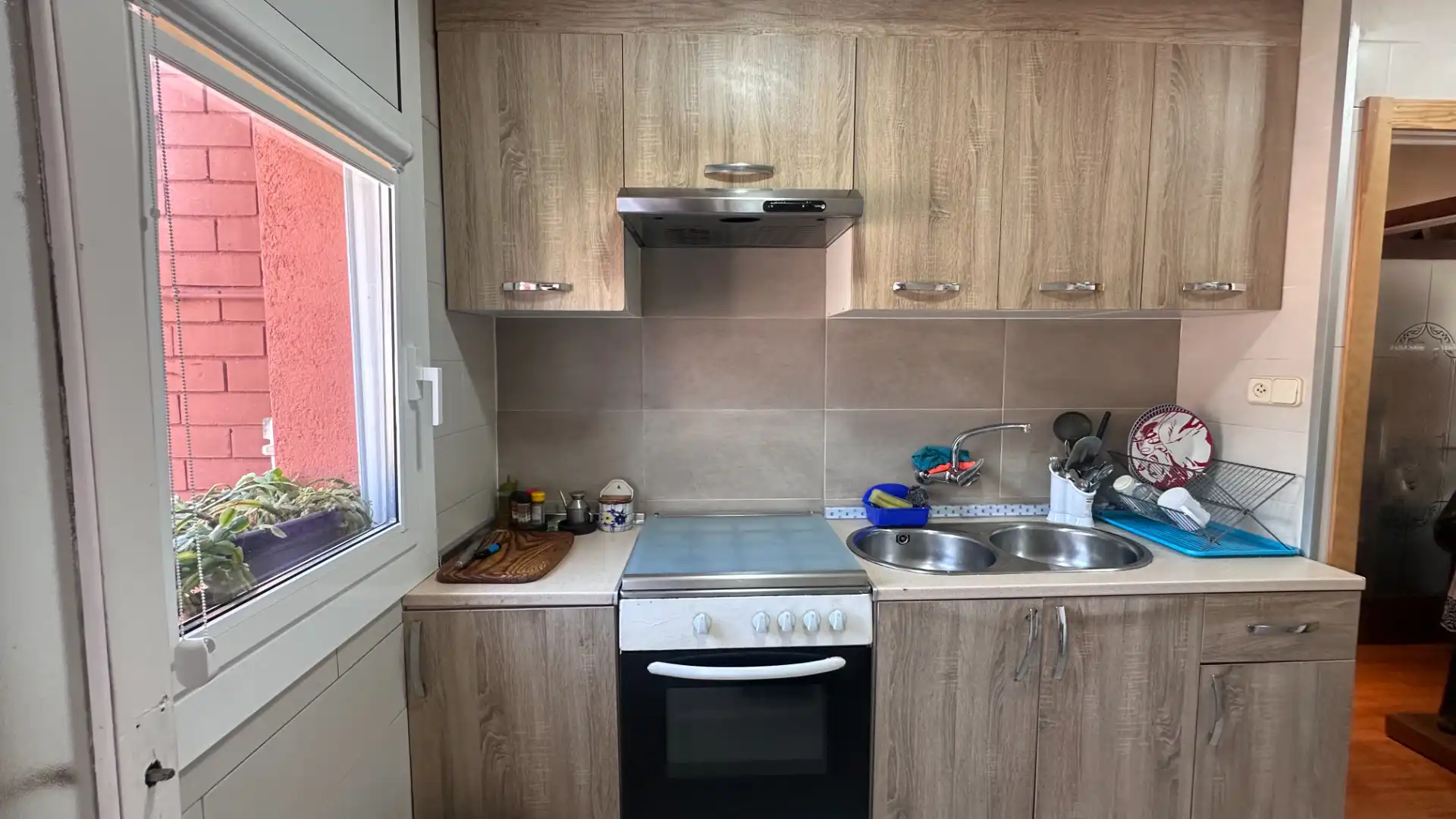 Cocina de Piso en venta en Sant Joan Les Fonts con Balcón